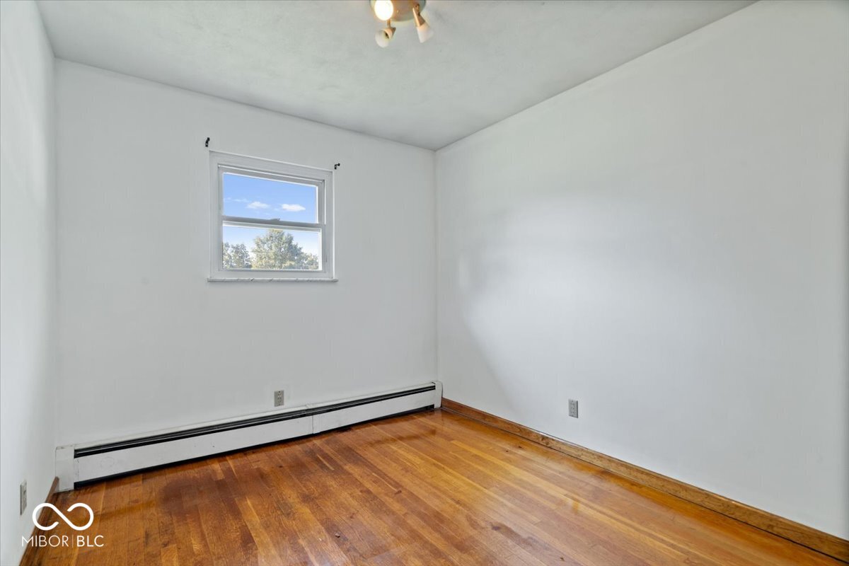386 Jordan Road Indianapolis, IN 46217 - Photo 24 of 45 Gallery Image 24