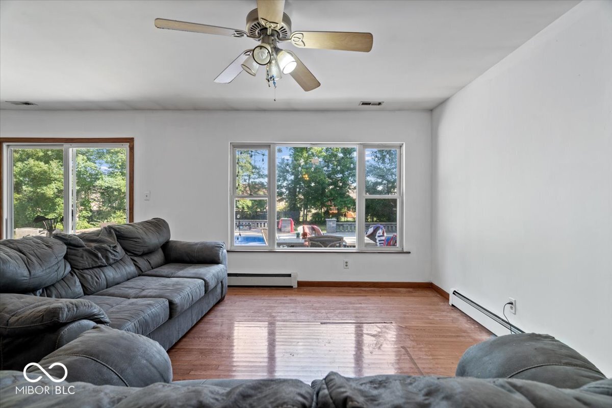 386 Jordan Road Indianapolis, IN 46217 - Photo 6 of 45 Gallery Image 6
