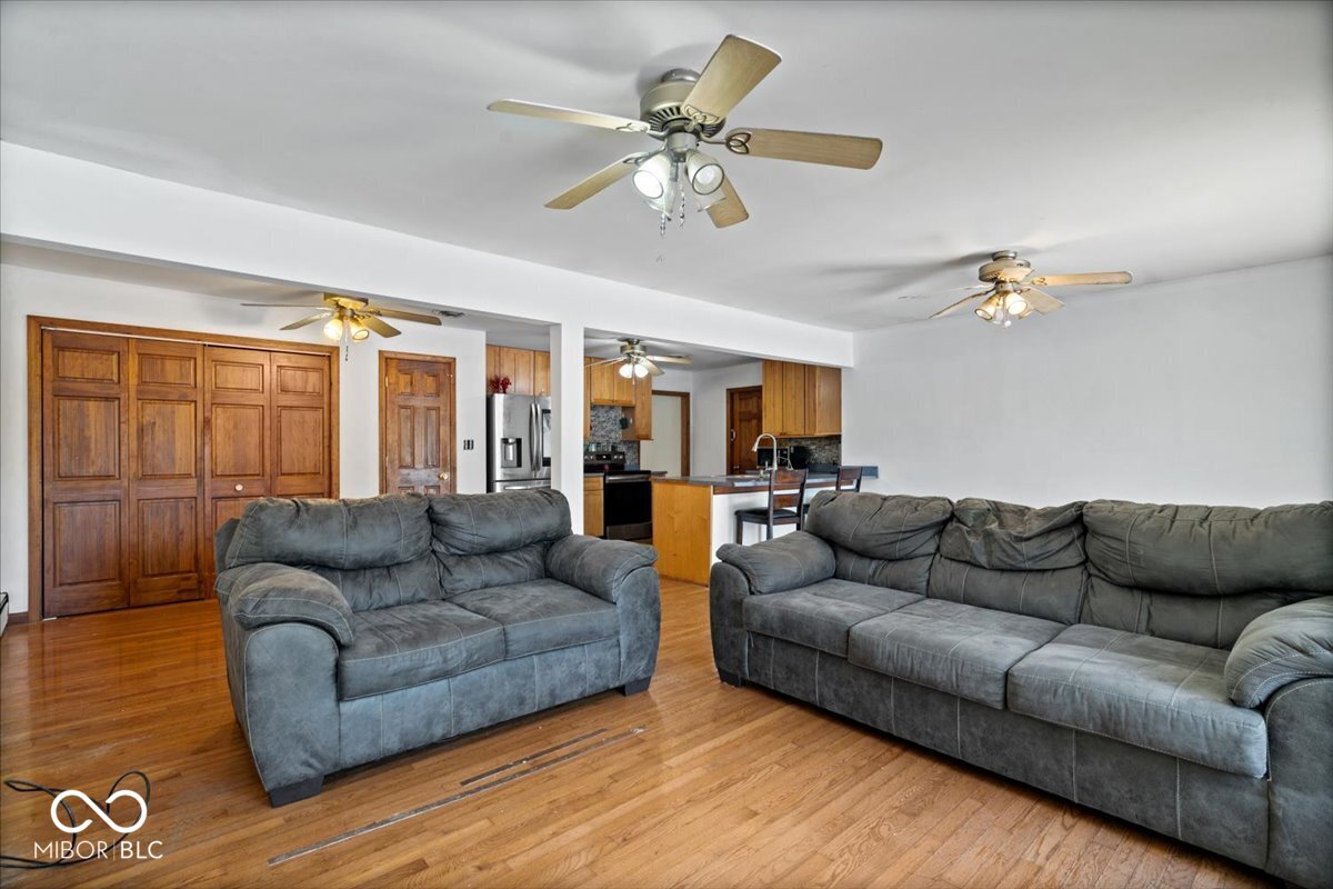 386 Jordan Road Indianapolis, IN 46217 - Photo 7 of 45 Gallery Image 7