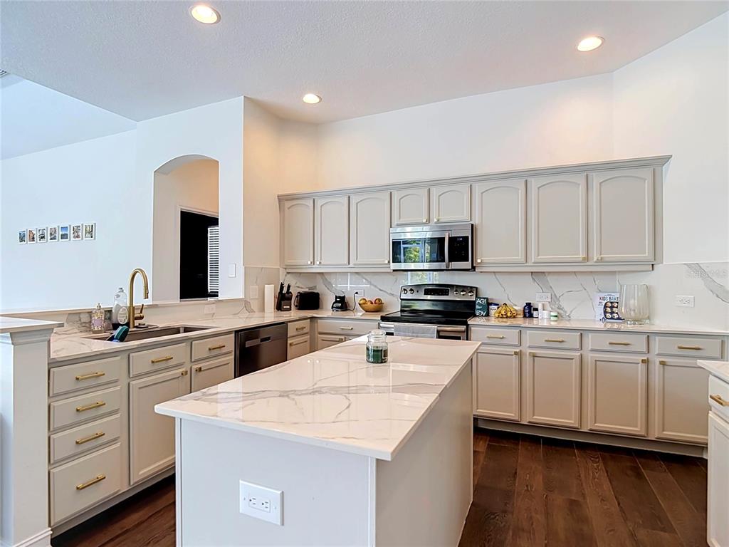 10512 Gooseberry Court Trinity, FL 34655 - Photo 10 of 36