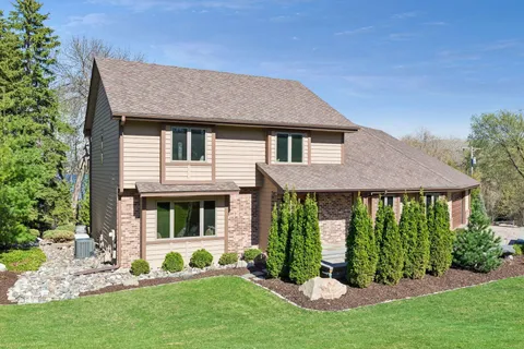 $1,650,000 | 12030 28th Avenue North, Plymouth, MN 55441