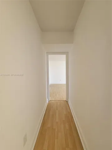 $1,900 | 2350 Northeast 135th Street, Unit 605, North Miami, FL 33181