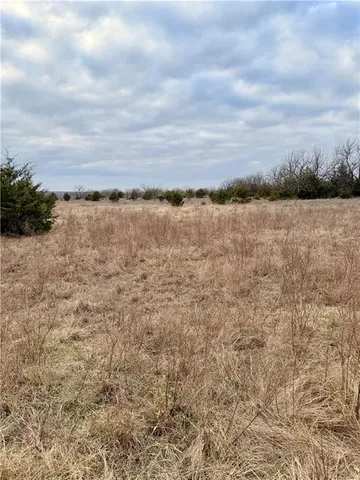 $215,000 | 0 Cr 1900 N/a Independence Ks 67301 N/a, Independence, KS 67301