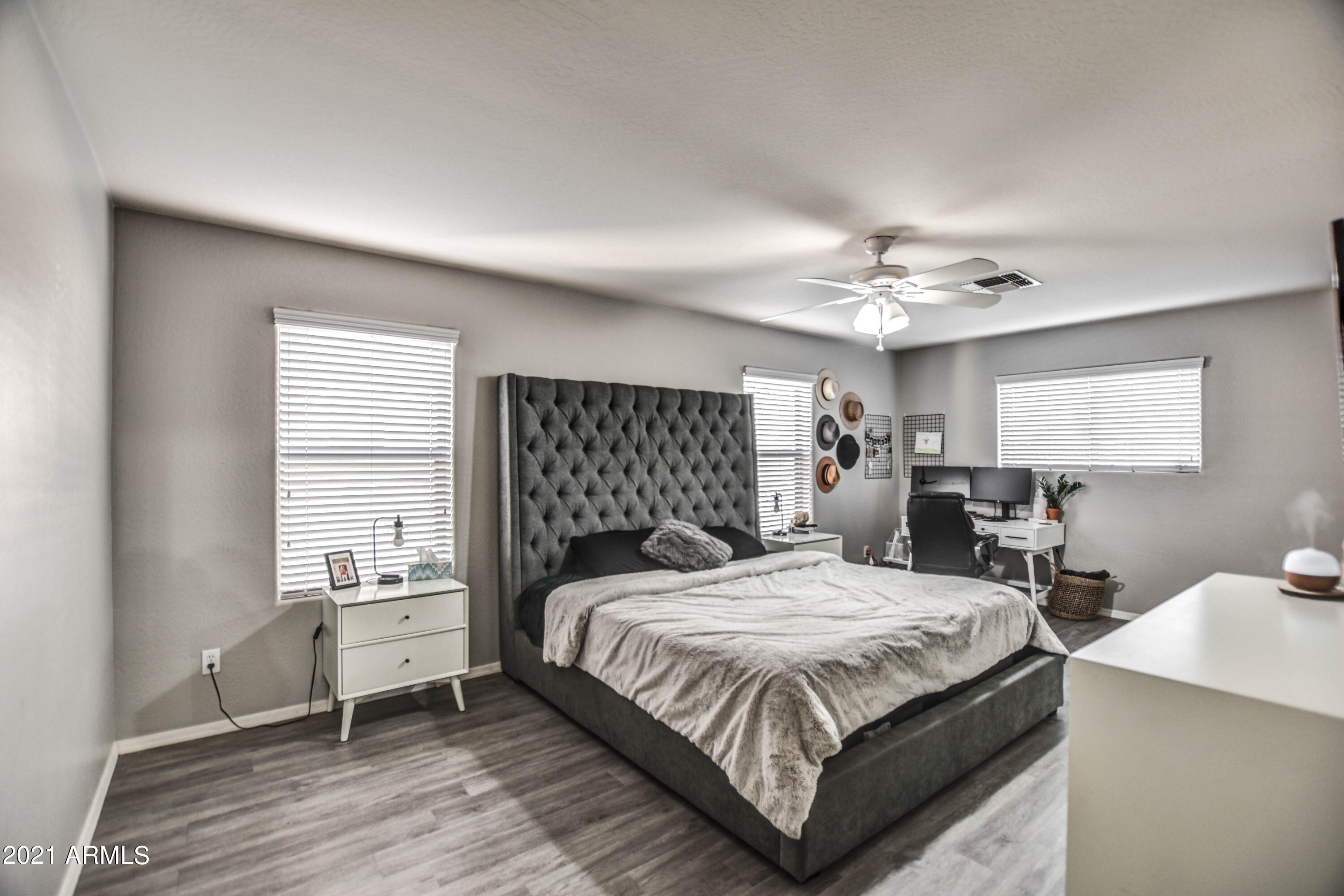 10225 West Camelback Road, Unit 49 Phoenix, AZ 85037 - Photo 17 of 31 MASTER 1