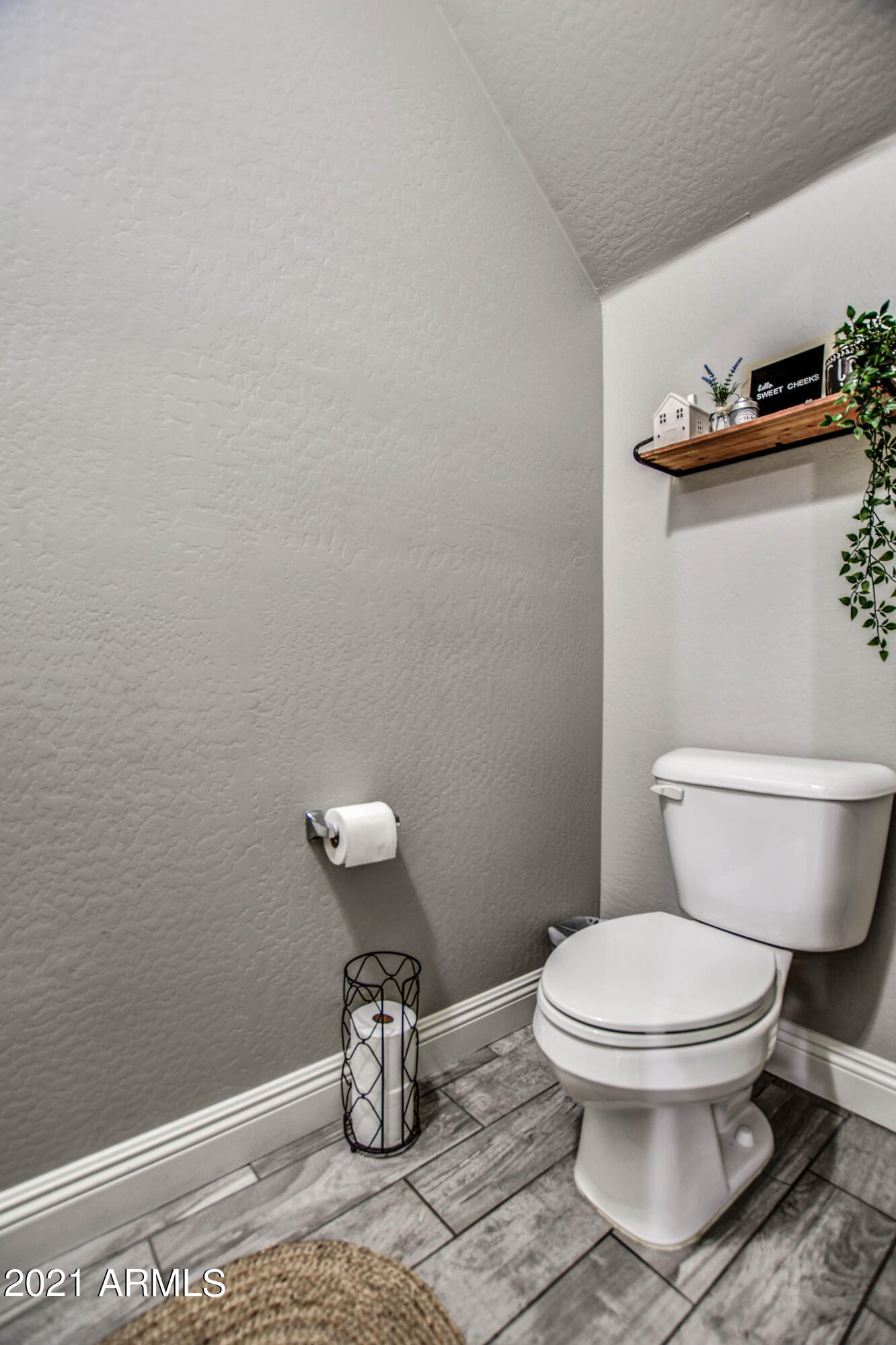 10225 West Camelback Road, Unit 49 Phoenix, AZ 85037 - Photo 27 of 31 HALF BATH 1, 1