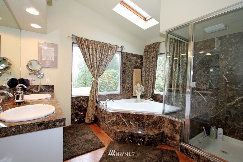 19200 Southeast Lake Youngs Road Renton, WA 98058 - Photo 13 of 15