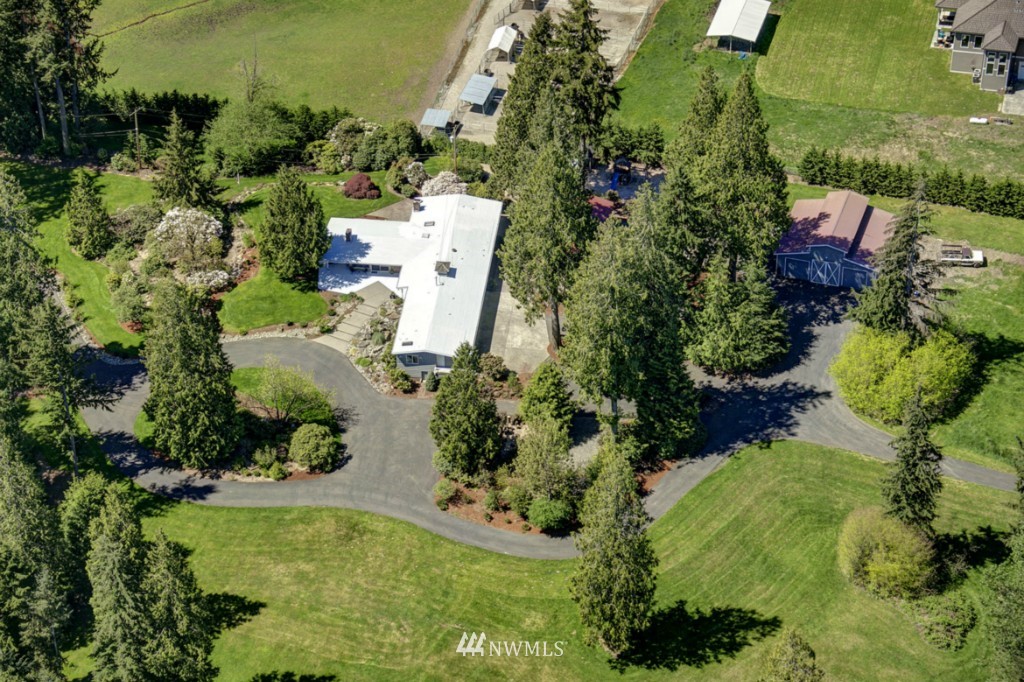 19200 Southeast Lake Youngs Road Renton, WA 98058 - Photo 3 of 15