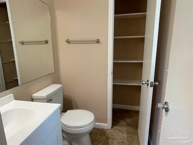 $1,800 | 6975 Woodley Drive, Pensacola, FL 32503