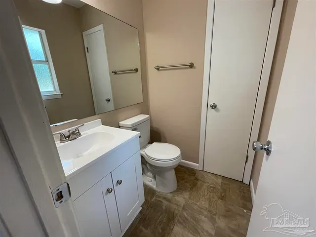 $1,800 | 6975 Woodley Drive, Pensacola, FL 32503