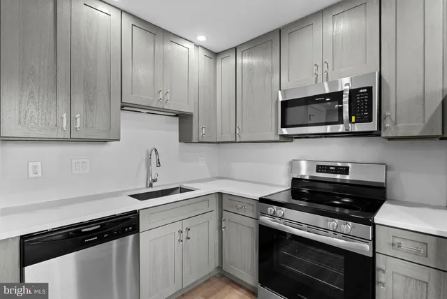 $1,900 | 210 Cameron Street, Berryville, VA 22611