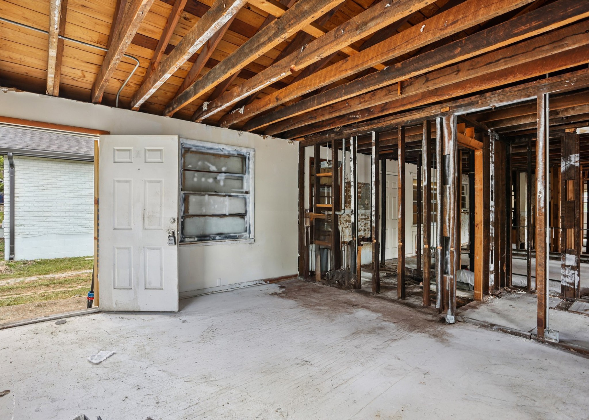 1102 Dew Street Nashville, TN 37206 - Photo 4 of 24