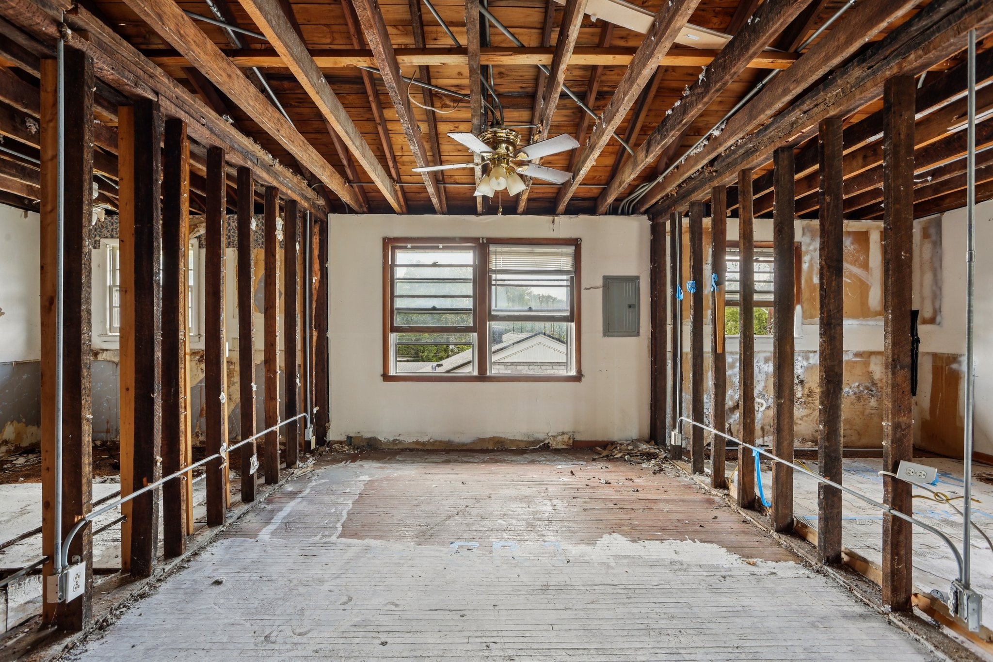 1102 Dew Street Nashville, TN 37206 - Photo 6 of 24