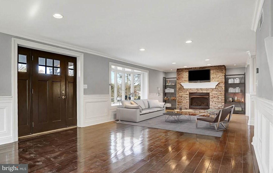 236 Hilltop Road Hummelstown, PA 17036 - Photo 5 of 25 Gallery Image 5