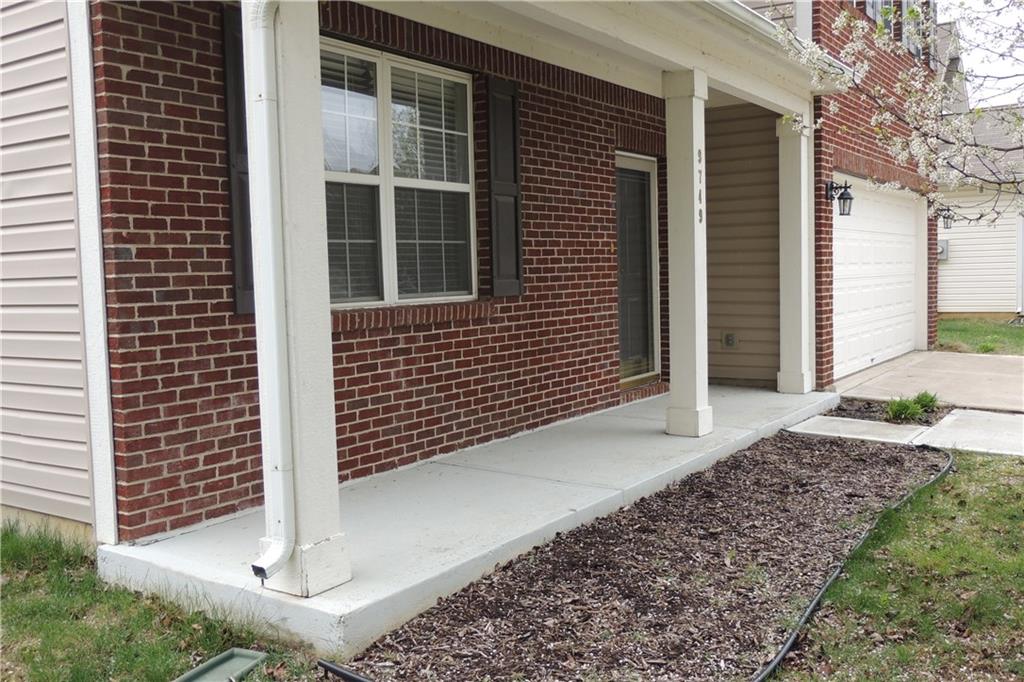 9749 Rhodes Lane Avon, IN 46123 - Photo 2 of 22