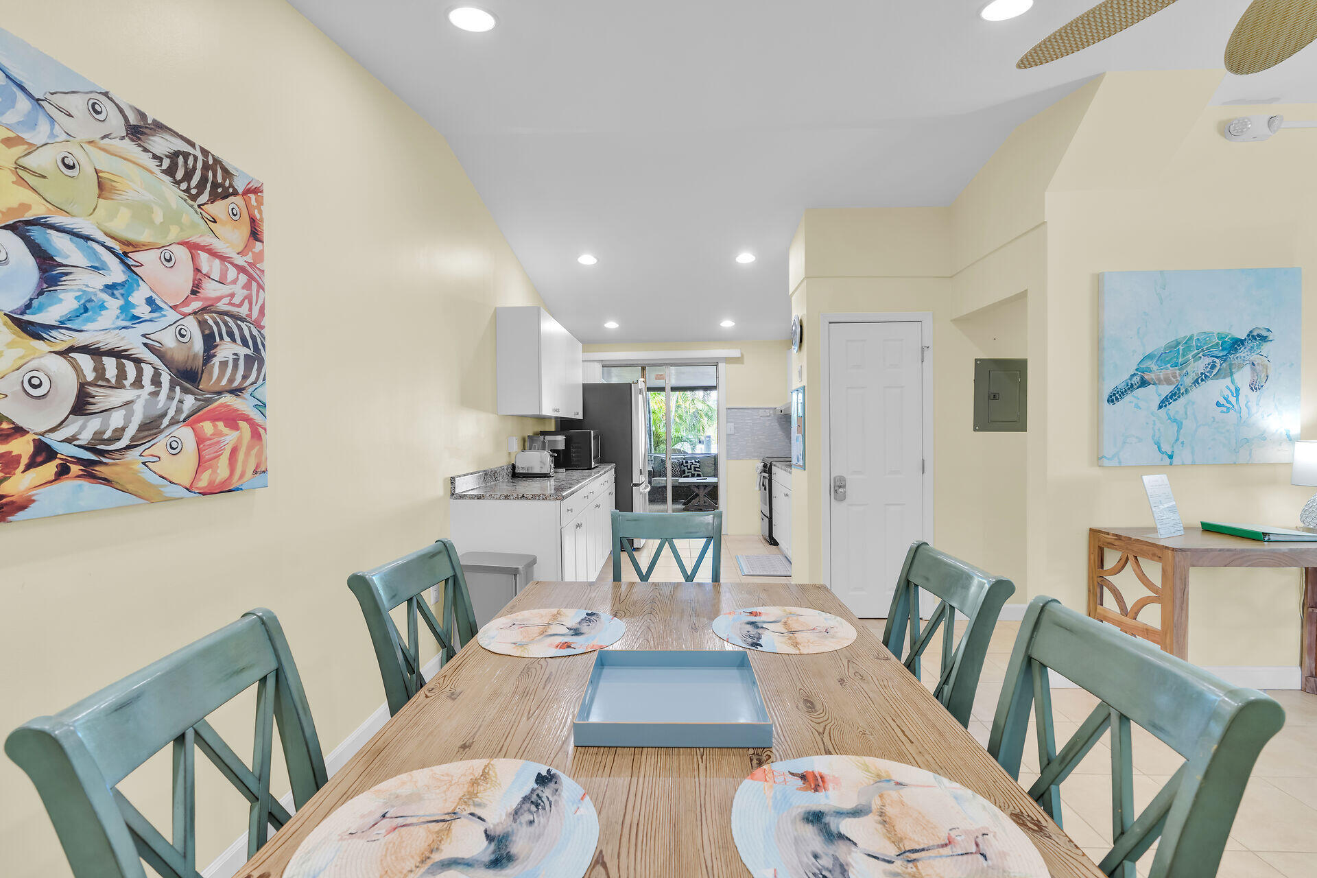 171 10th Street Key Colony Beach, FL 33051 - Photo 21 of 56 Dining