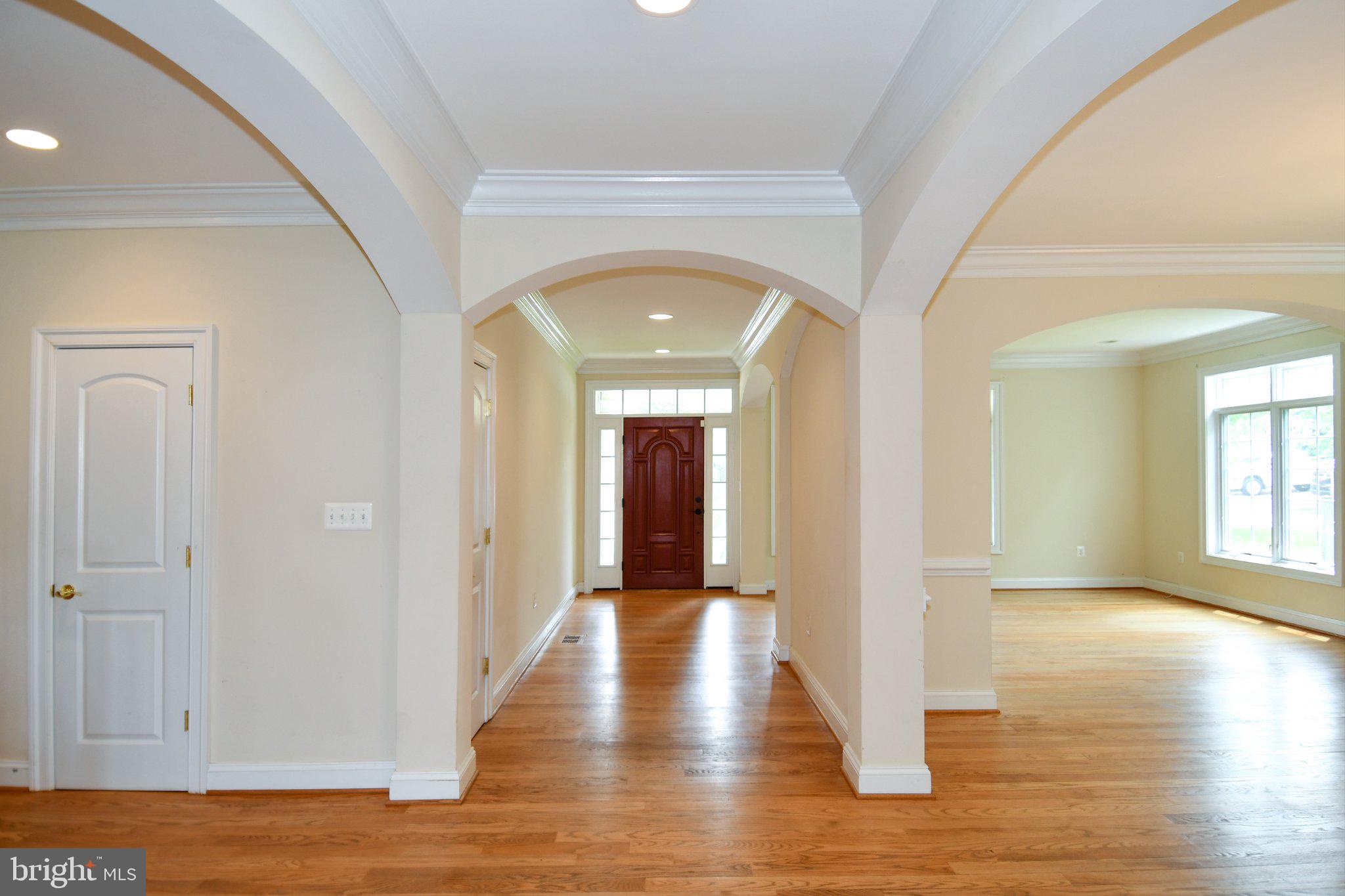 1924 Leonard Road Falls Church, VA 22043 - Photo 3 of 61 Spacious entryway with elegant arches.