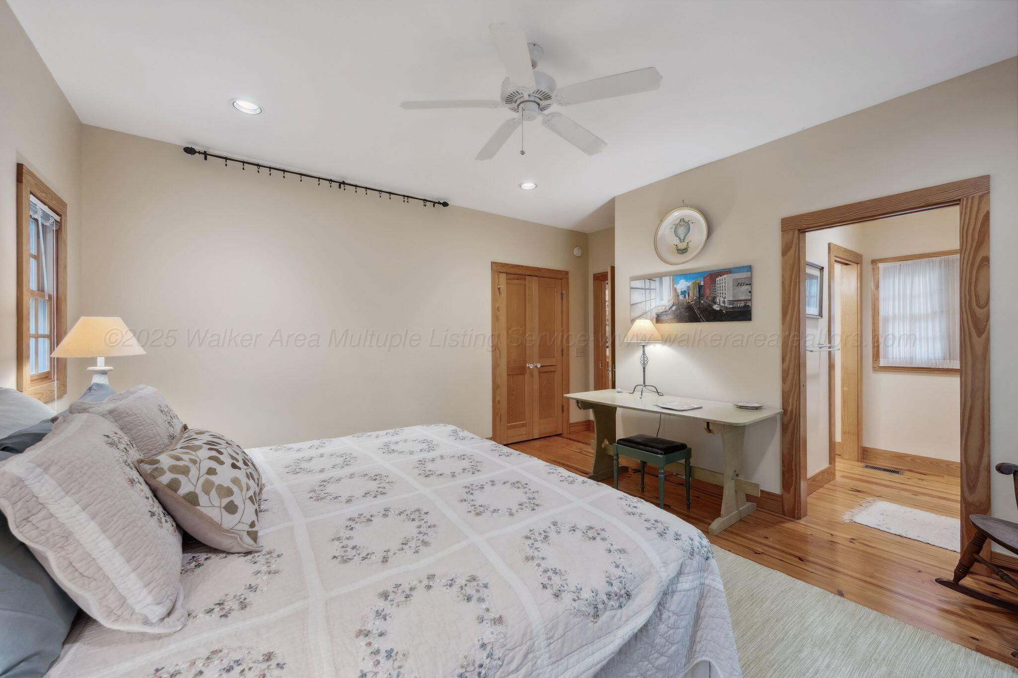 1617 South Stoney Road Double Springs, AL 35553 - Photo 24 of 43 Guest Bedroom