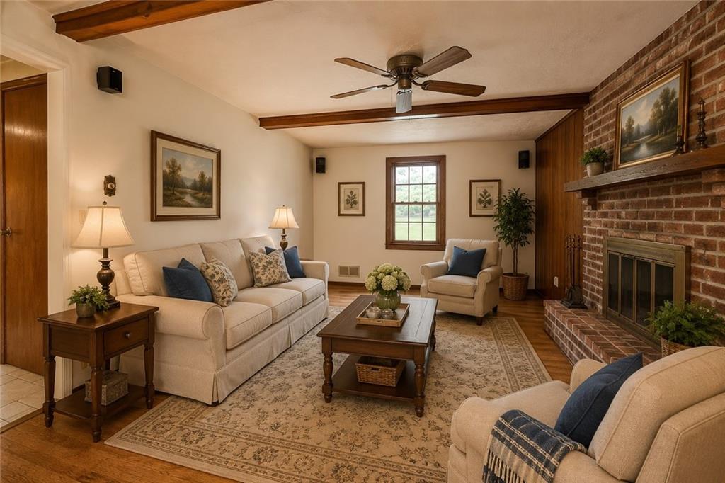 103 Berkeley Road Pittsburgh, PA 15237 - Photo 15 of 29 virtually staged family room