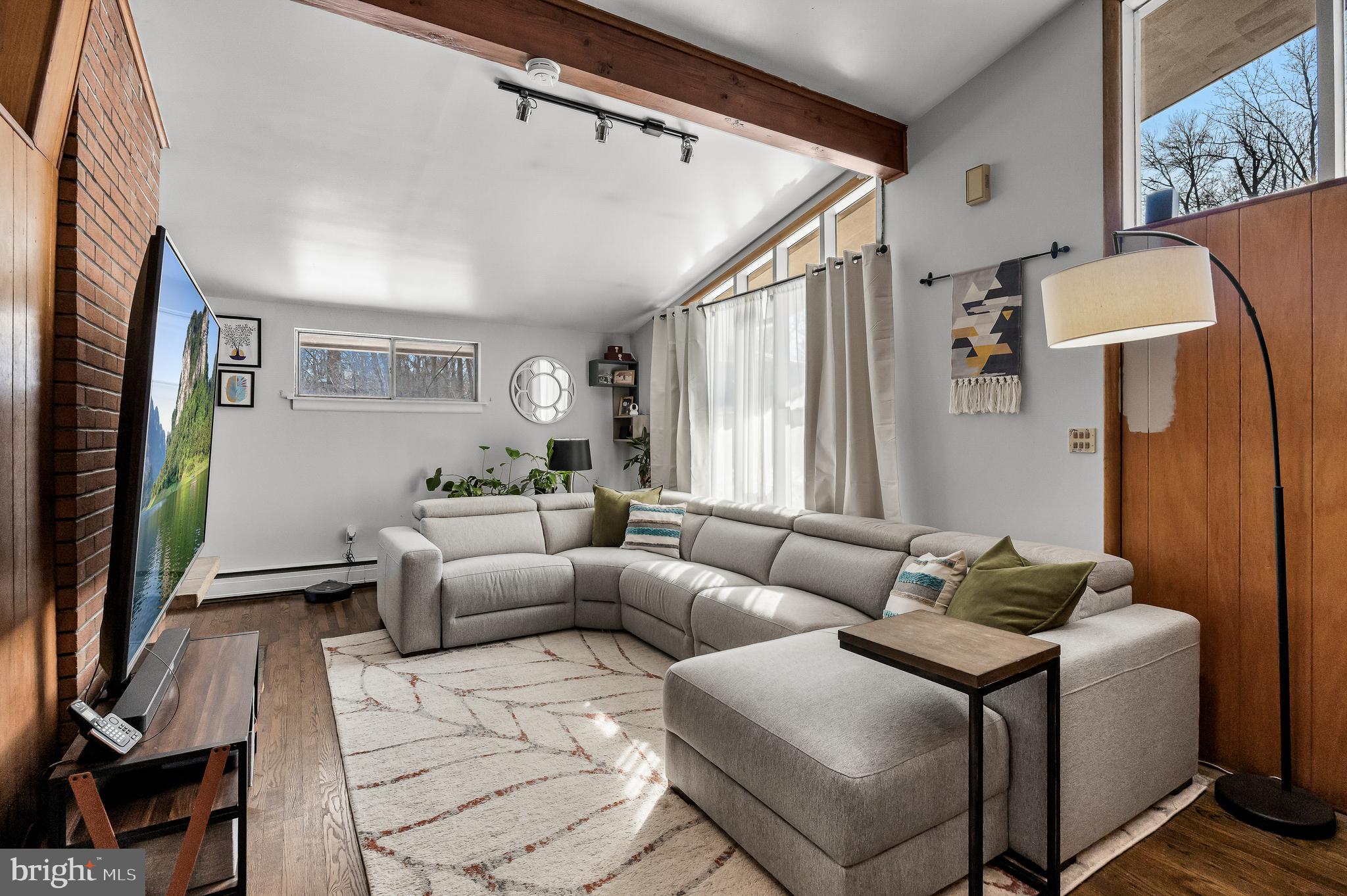 418 Sherry Way Cherry Hill, NJ 08034 - Photo 11 of 42 a living room with furniture and a flat screen tv