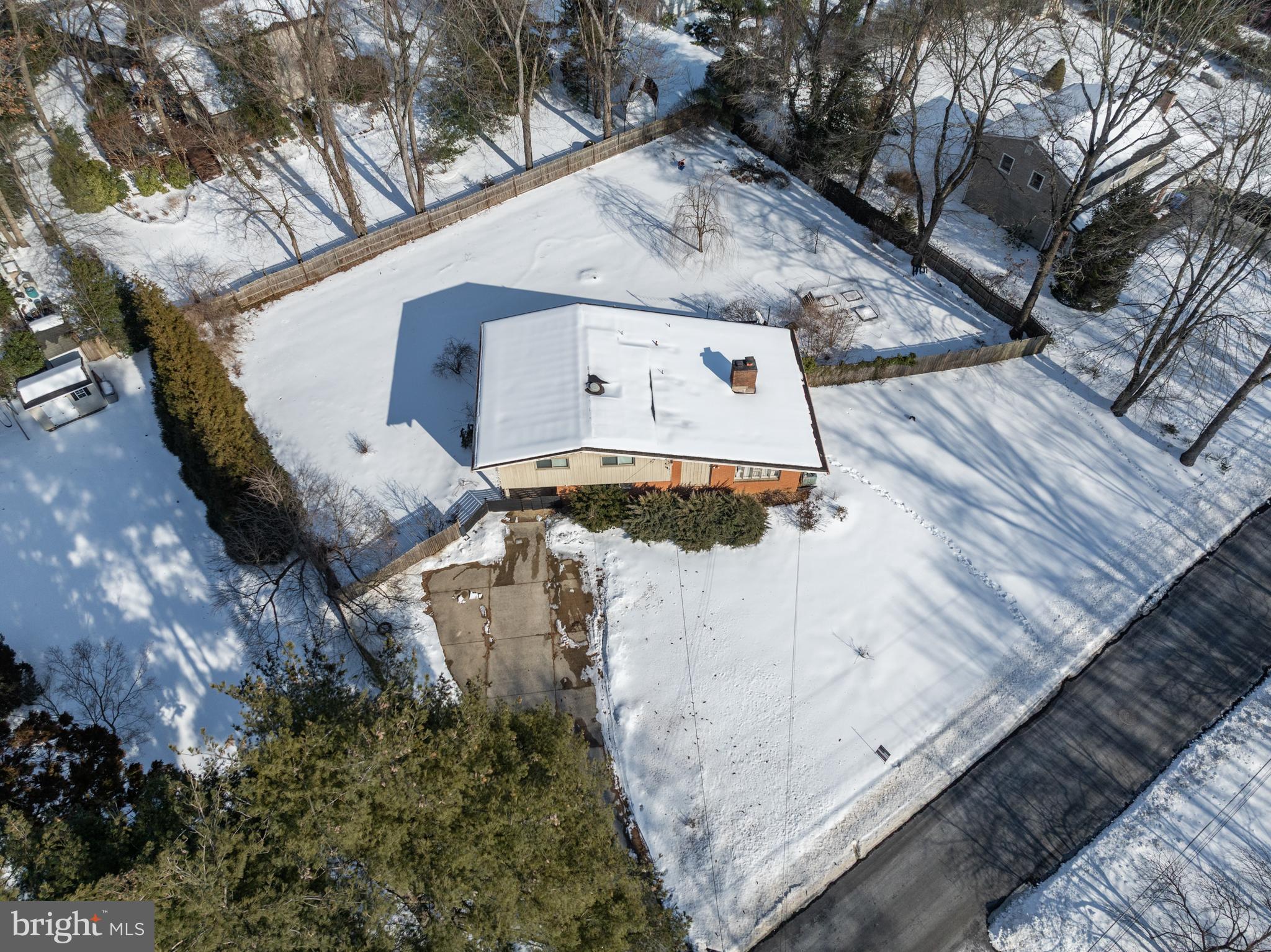 418 Sherry Way Cherry Hill, NJ 08034 - Photo 5 of 42 a view of a wooden door