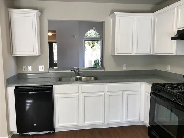 $2,200 | 1251 Pine Portage Loop, Leander, TX 78641