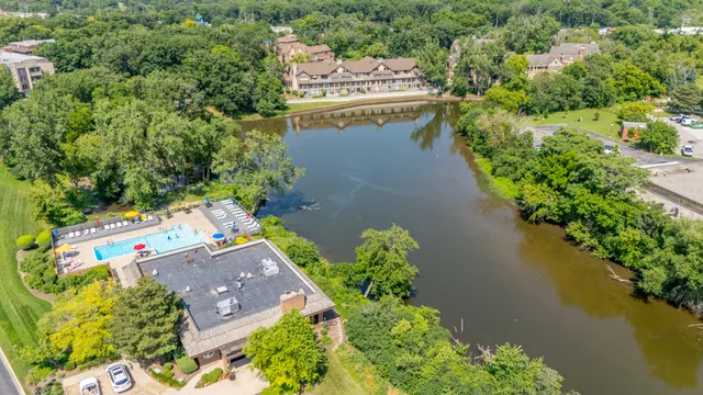 $1,289,000 | 1210 Hawthorne Lane, Hinsdale, IL 60521