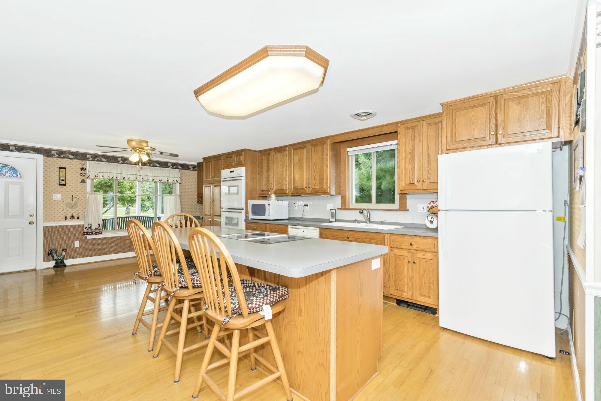 2114 Pleasant View Road Adamstown, MD 21710 - Photo 9 of 27 Kitchen