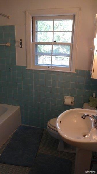 7093 Merritt Road Ypsilanti, MI 48197 - Photo 22 of 32 011.jpg