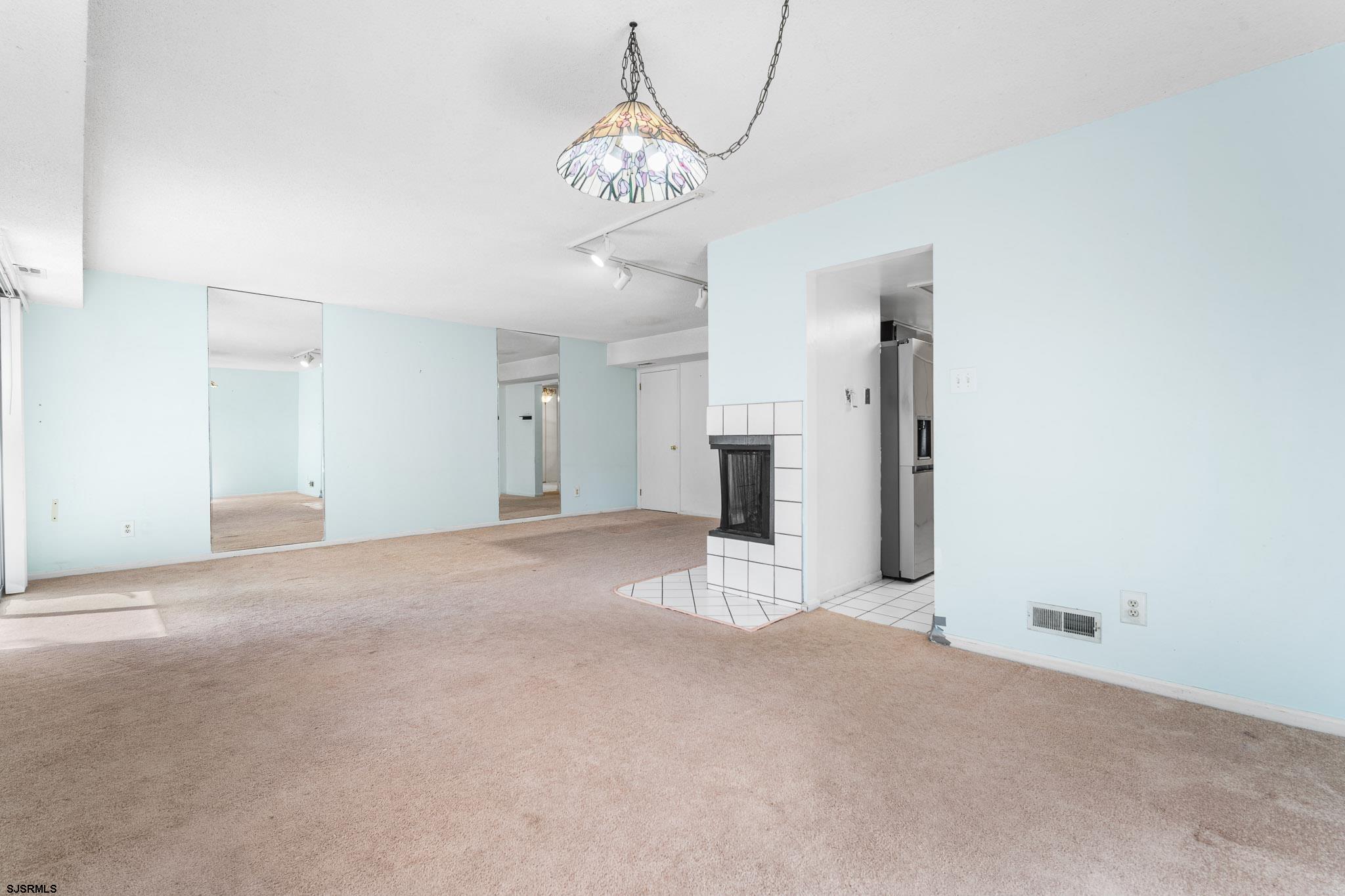 718 Cardinal Way Galloway Township, NJ 08205 - Photo 5 of 25