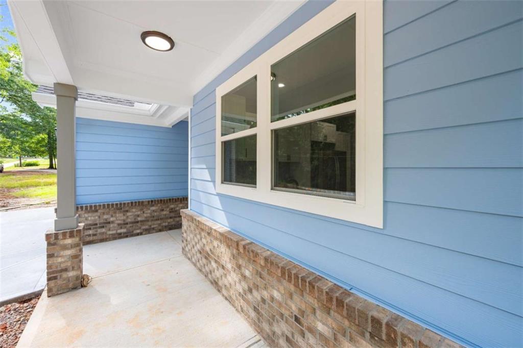 231 Wood Street Commerce, GA 30529 - Photo 6 of 37