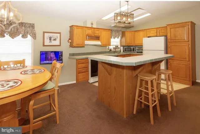 $218,000 | 303 Carver Lane, Royersford, PA 19468