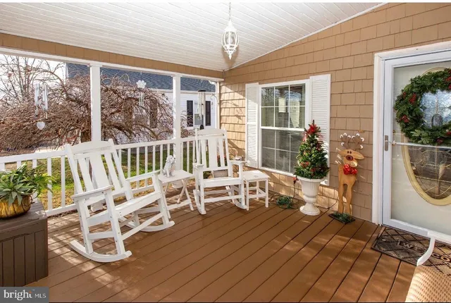 $218,000 | 303 Carver Lane, Royersford, PA 19468