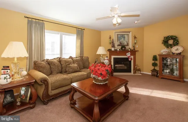 $218,000 | 303 Carver Lane, Royersford, PA 19468