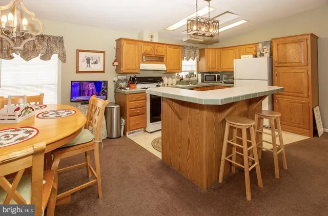 $218,000 | 303 Carver Lane, Royersford, PA 19468