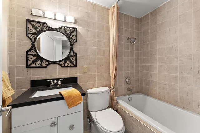 $4,000 | 15 S North 1st Street, Unit A1502, Minneapolis, MN 55401