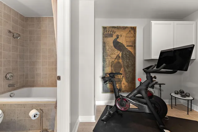 $4,000 | 15 S North 1st Street, Unit A1502, Minneapolis, MN 55401