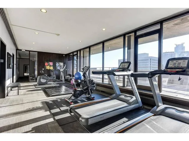 $4,000 | 15 S North 1st Street, Unit A1502, Minneapolis, MN 55401