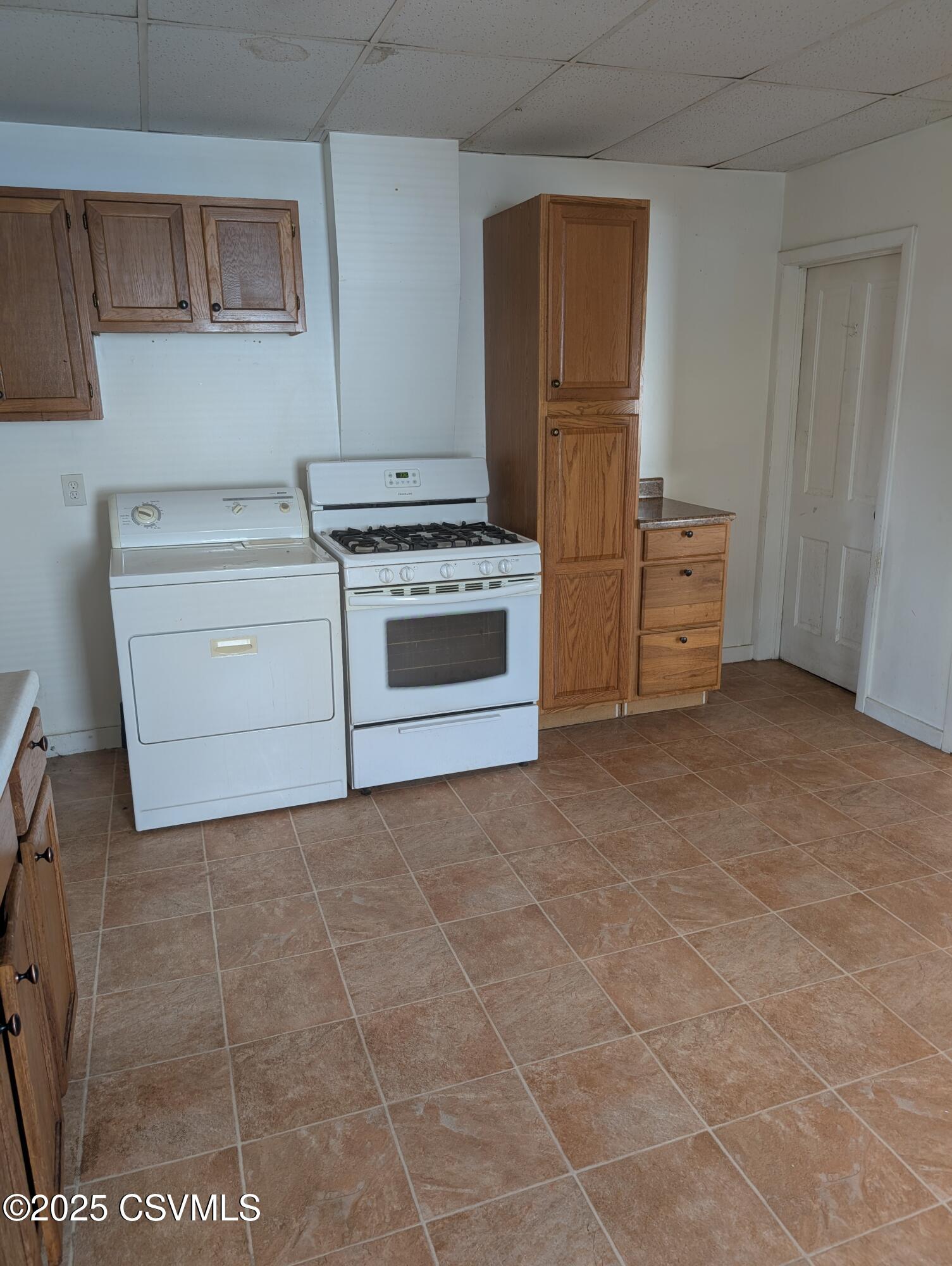 1916,1918 Heights Road Berwick, PA 18603 - Photo 6 of 18