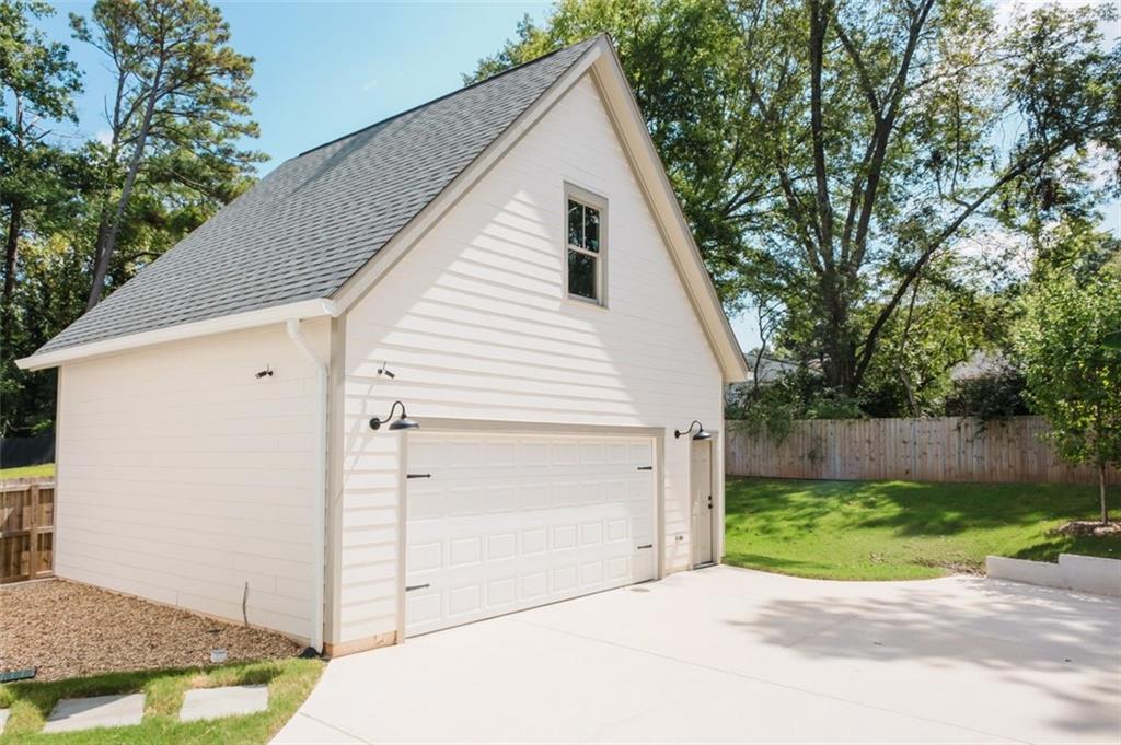 330 Mount Zion Road Southwest Hapeville, GA 30354 - Photo 36 of 41 a view of a house with a backyard