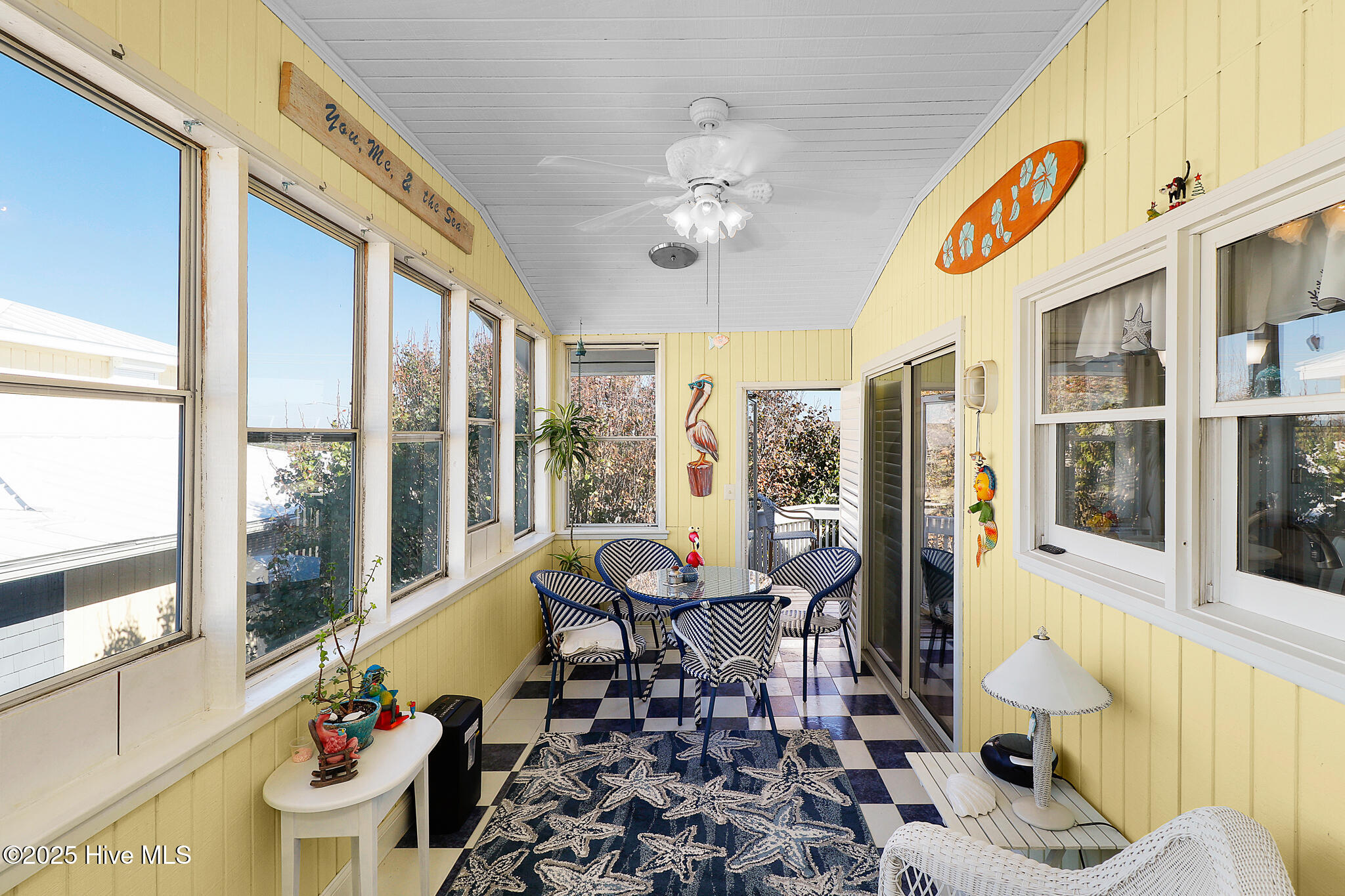 102 Freeman Lane Atlantic Beach, NC 28512 - Photo 15 of 64 Spacious Sunroom