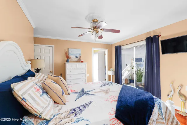 $775,000 | 102 Freeman Lane, Atlantic Beach, NC 28512