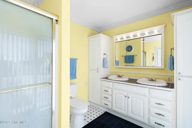 $775,000 | 102 Freeman Lane, Atlantic Beach, NC 28512