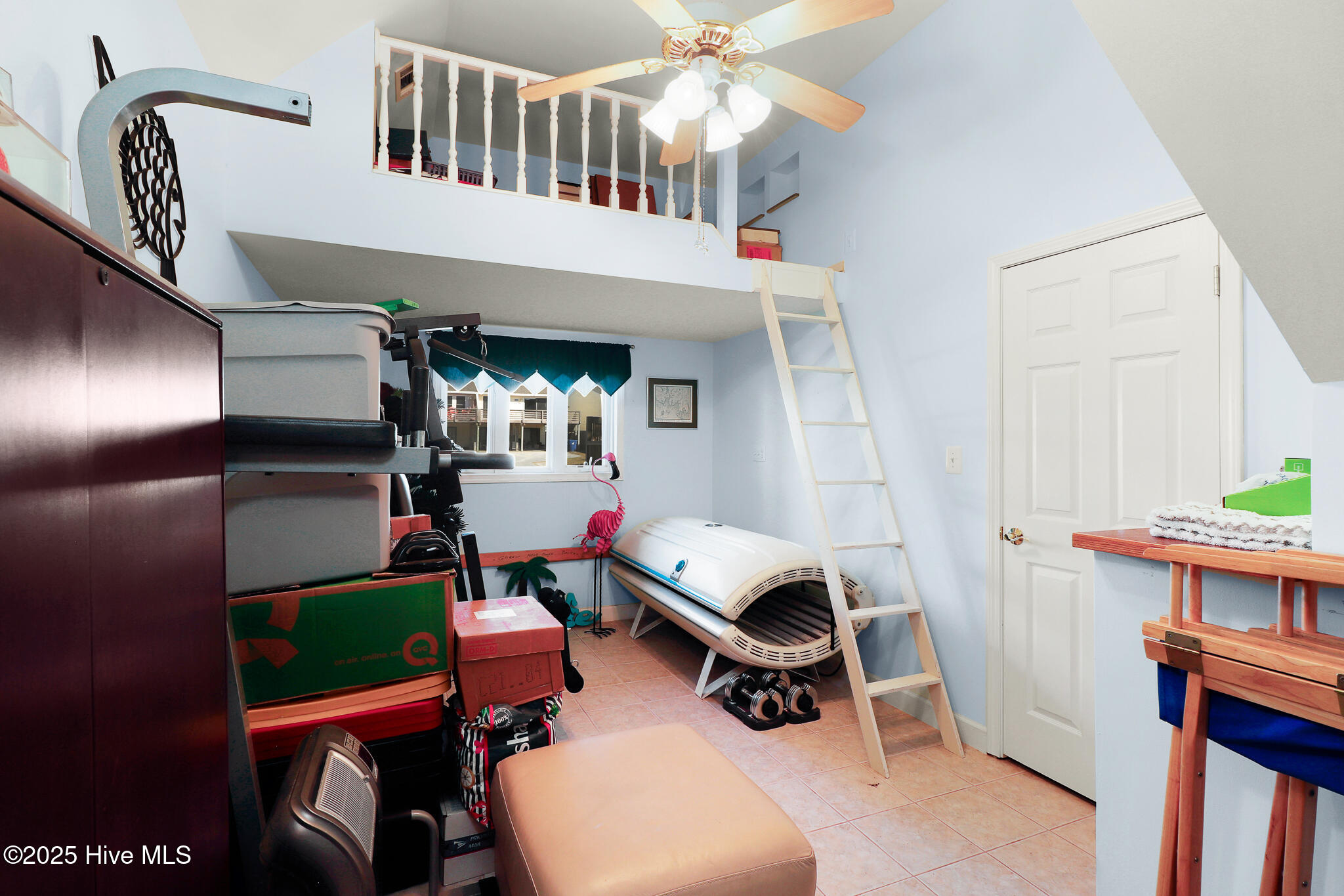 102 Freeman Lane Atlantic Beach, NC 28512 - Photo 40 of 64 Downstairs Loft Flex Space