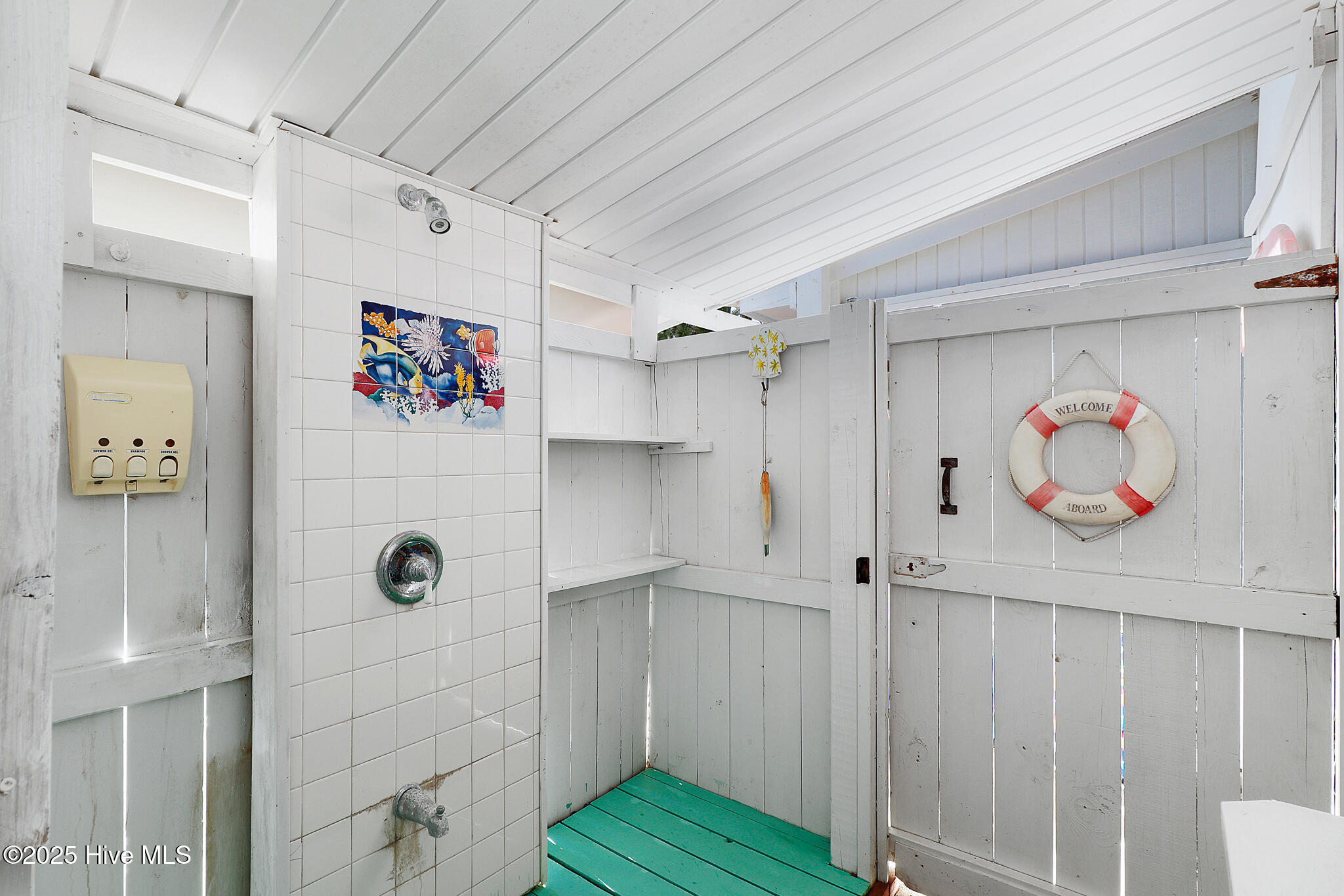 102 Freeman Lane Atlantic Beach, NC 28512 - Photo 41 of 64 Outdoor Shower