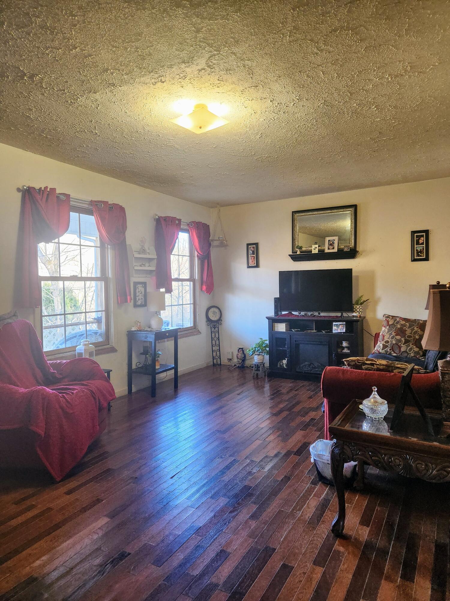 281 Skinner Branch Road Clay City, KY 40312 - Photo 3 of 15 listing 49
