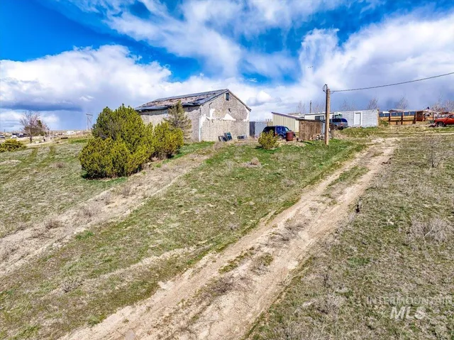 $343,990 | 590 Pearl Road, Caldwell, ID 83607
