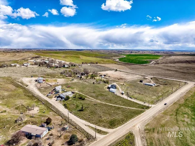 $343,990 | 590 Pearl Road, Caldwell, ID 83607
