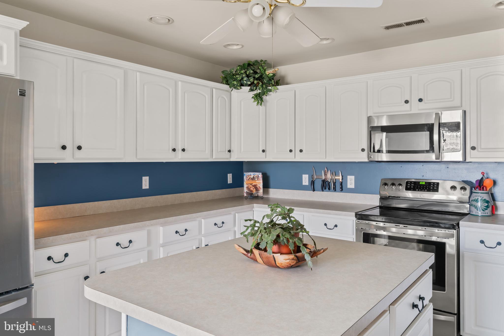 36499 Robin Hood Road Delmar, DE 19940 - Photo 11 of 29 Gallery Image 11