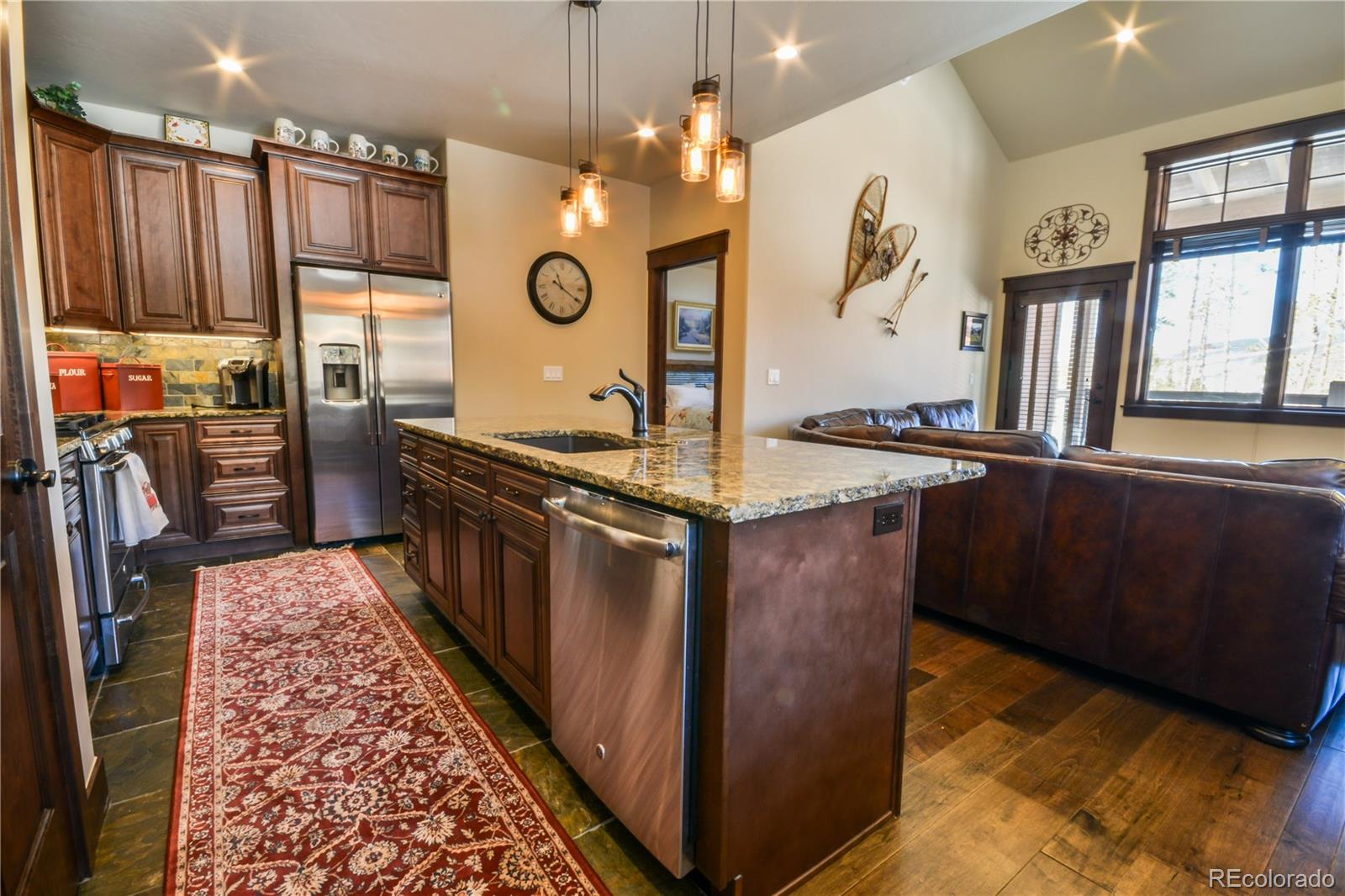 869 Independence Road, Unit 4B Keystone, CO 80435 - Photo 2 of 34 Gallery Image 2