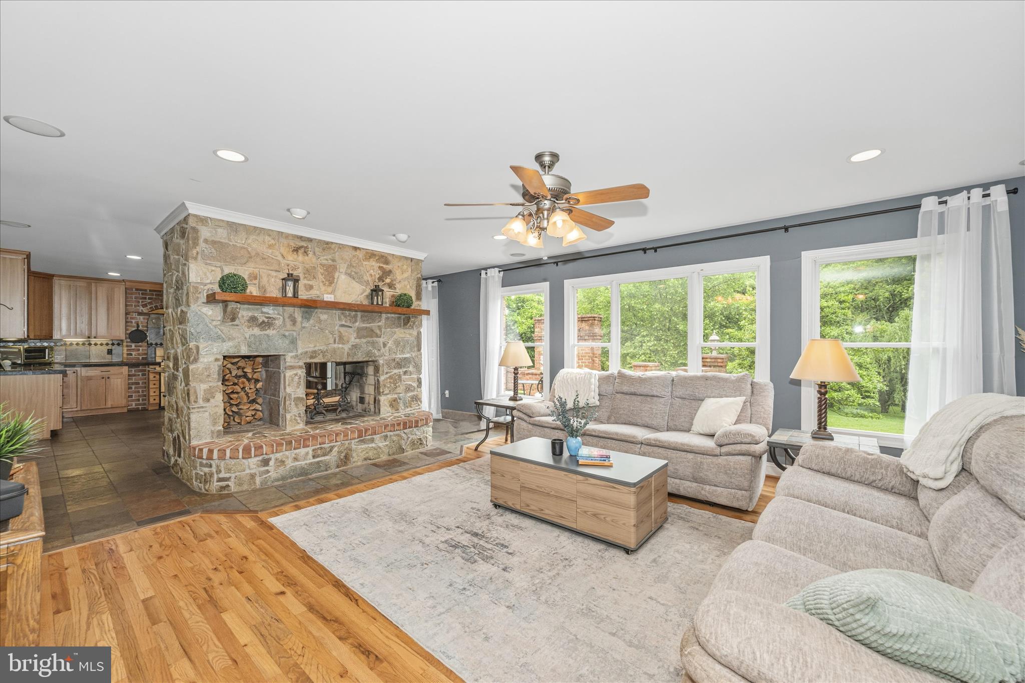 18400 New Cut Road Mount Airy, MD 21771 - Photo 12 of 86 Family Room